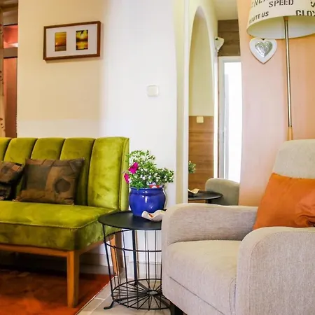 Ferienwohnung Fuer 4 Personen Ca 52 Qm In Zadar, Dalmatien Und Umgebung